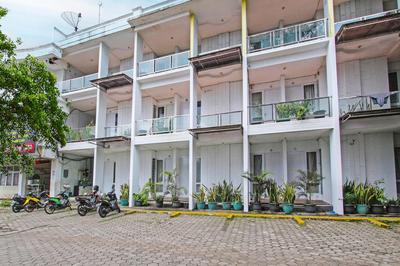 RedDoorz at Hotel Roda Mas 2 near Gor Satria