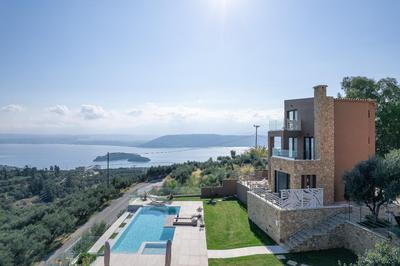Villa Niolos II