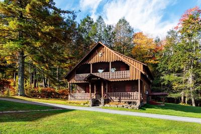 Urban Cowboy Lodge