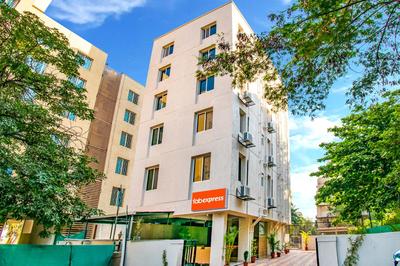 FabHotel Marvel Bliss