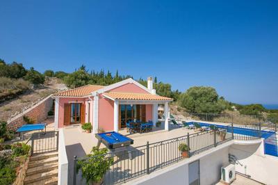 Villa Ireni Fiskardo by Villa Plus