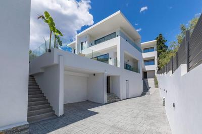 Villa Bougainvillea Boutique 2 by Villa Plus