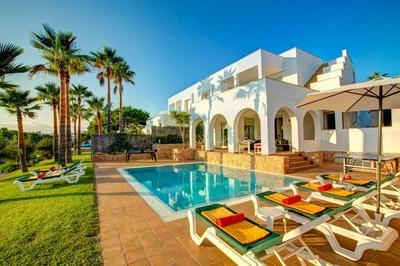 Villa Mar Oberta by Villa Plus