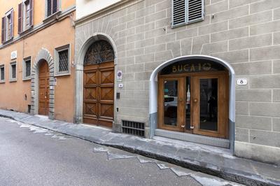 Palazzo Cecchi Florentine Apartment