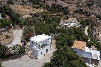 The White House by the beach by Andros Villas Collection