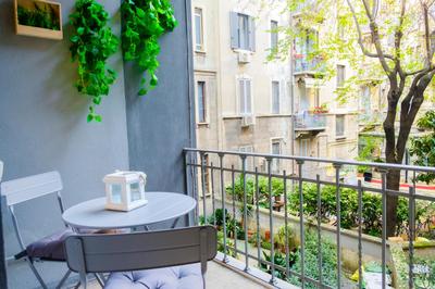 GuestHost - BOOK NOW! Corso Buenos Aires & Loreto M1 Apartment