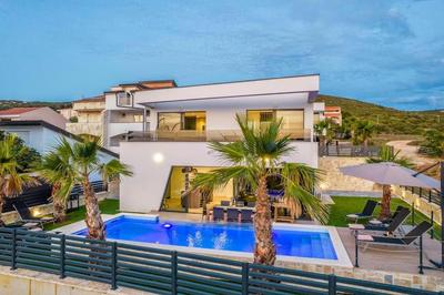 Villa Leonie, luxury villa with private pool