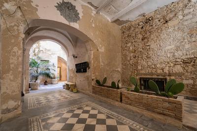 Casa Meti, Exclusive Apartment in Ortigia