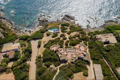 Pedra - Seaside & pool villa in wild Mediterranean