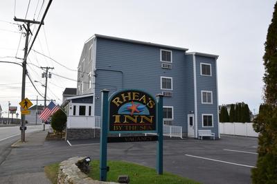 Rhea's Inn by the Sea