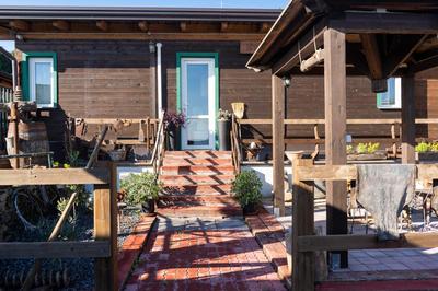 Etna Stables