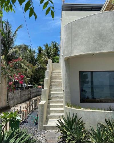 Cabana - Boutique Beachfront Accommodation