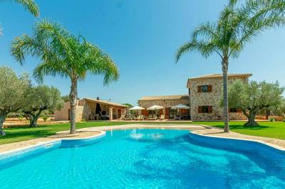 Sa Tanca, villa con piscina en Campos.