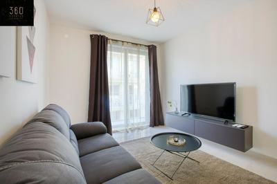 Brand new central APT with strong WIFI & Comfy Bed by 360 Estates