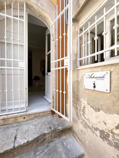 Artemide Luxury Home