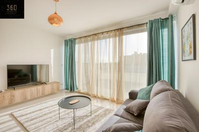 Brand new APT, with PRVT Balcony & WIFI BY 360 Estates