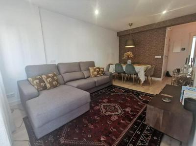 Tomás Paredes, Vigo, 3 habitaciones