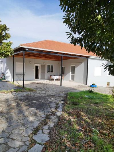 Zoi Country Home