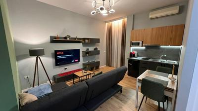 Comfy Modern Luxury - Central