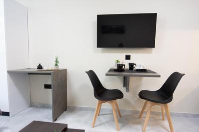 SKG Luxury Apartment