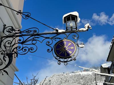 GRAND your home with common kitchens with self check-in