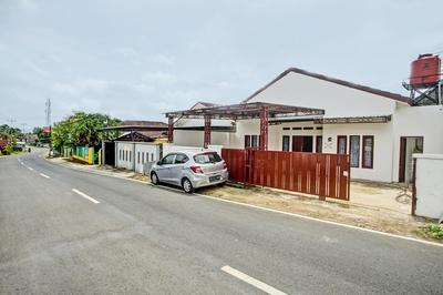 OYO LIFE 92034 Jay Homestay Syariah