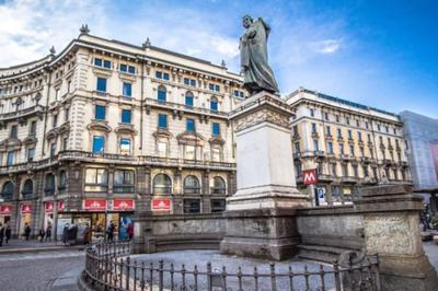 Piazza DUOMO - Antico Appartamento dell'800
