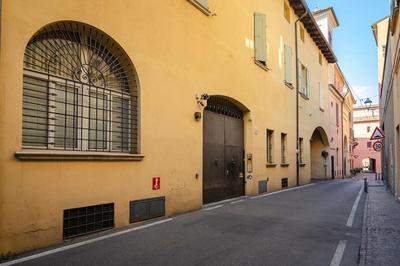 Griffoni Home, in the Heart of the City