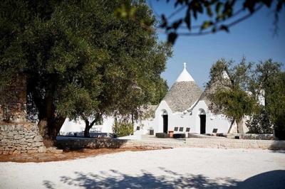 Trullo Smeraldo with exclusive swimming pool
