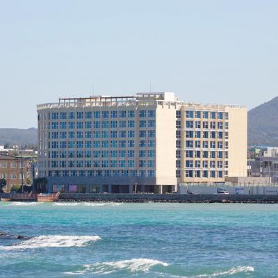 Saint Beach Hotel