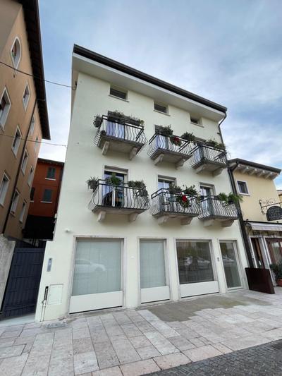 Lucia Holiday Apartments