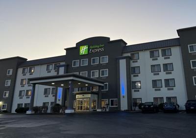 Holiday Inn Express Evansville - West by IHG