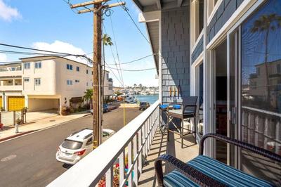 Walk on the Ocean! Wake up to Beautiful Bay Views