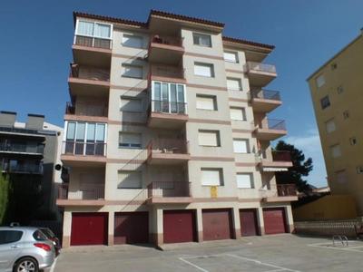 Apartamento luminoso con vista al mar, balcón, aparcamiento, aire acondicionado y cocina equipada en Roses - ES-204-10