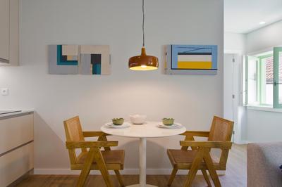 Boutique Rentals- SEA Breeze Apt