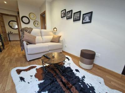 614A Coqueto ático by R2R Consulting
