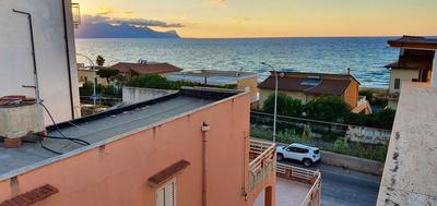 Charming house with sea and mountain views in Alcamo