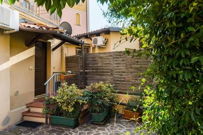 Massarenti 31 Modern Duplex by Wonderful Italy