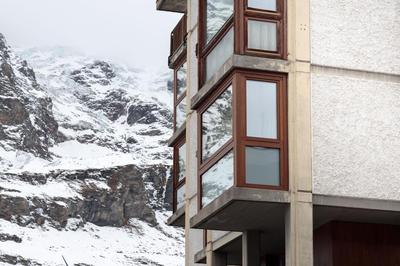 HelloCHALET - The One - Bootdryer, home theatre with subwoofer, netflix, hydromassage Turkish bath