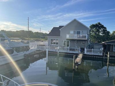 50ft Stationary House Boat