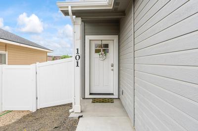Deco Townhouse - 3 bedroom 2 story private home