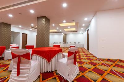 Hotel The Luxem