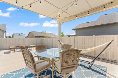 The Explorer! Extra Game Room, Fire pit Sleeps 10!