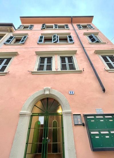 River Castle Central Verona