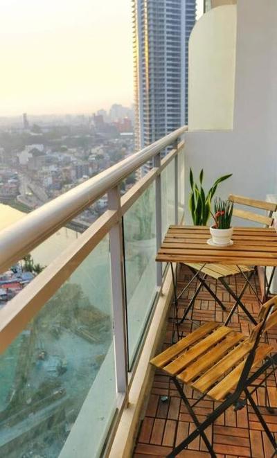 A2J 1BR Luxury River View Suite Near Rockwell Mall