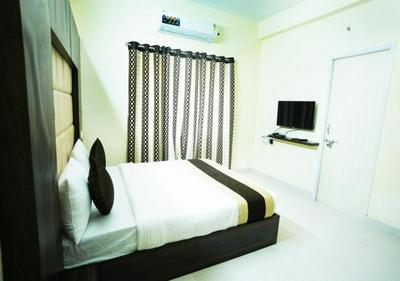 Stay Square Inn Anna Nagar