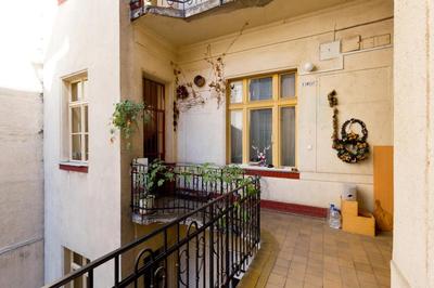 Kresz Geza 29 Westend Station 2 bedrooms+Living AC