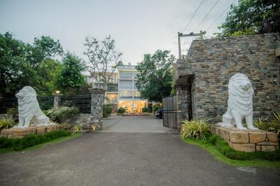 Royal Reach Udawalawe