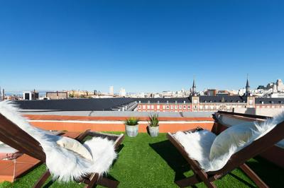 Historic penthouse Plaza Mayor in Madrid