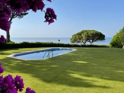 Sea view house with private pool and garden